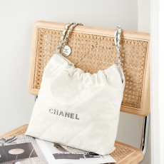 Chanel Shopping Bag